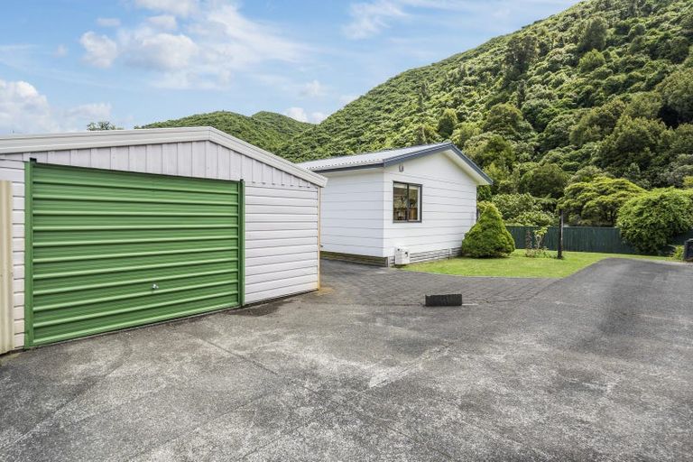 Photo of property in 34a Black Beech Street, Birchville, Upper Hutt, 5018