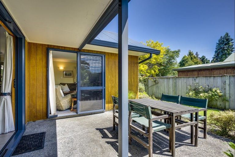 Photo of property in 9 Jervois Road, Jervoistown, Napier, 4112
