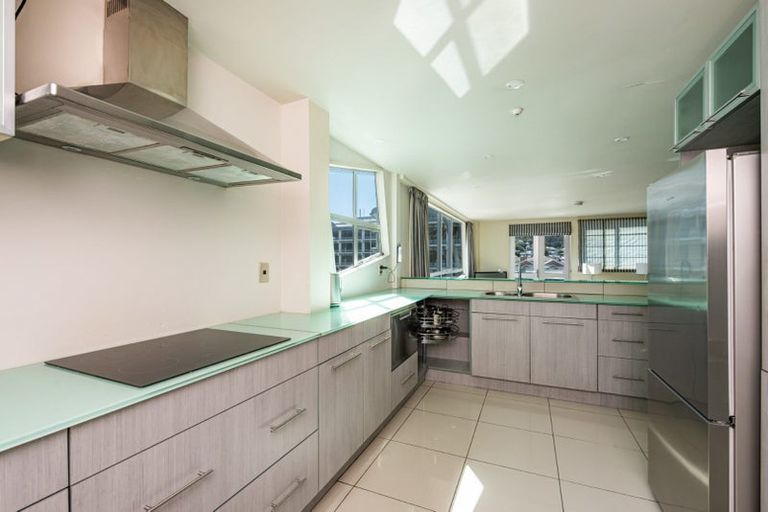 Photo of property in Hb Apartments, 5/3 Holland Street, Te Aro, Wellington, 6011