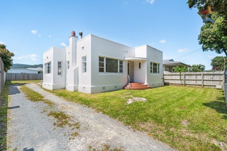Photo of property in 3 Hart Avenue, Boulcott, Lower Hutt, 5011