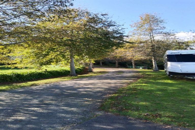 Photo of property in 11 Te Pahi River Drive, Paparoa, Maungaturoto, 0583