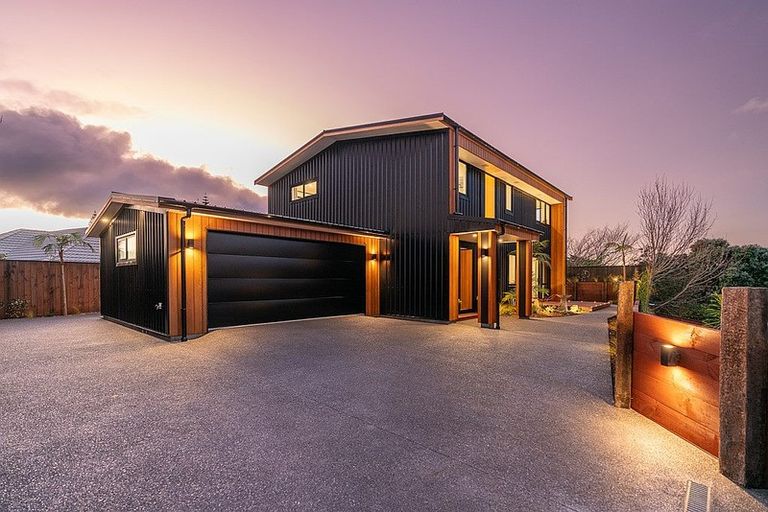 Photo of property in 129a Matatua Road, Raumati Beach, Paraparaumu, 5032