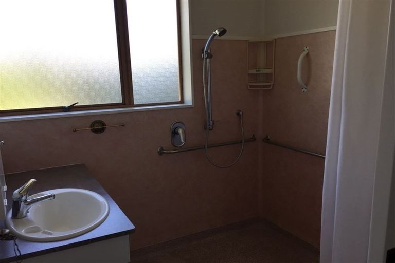 Photo of property in 52a Third Avenue, Tauranga, 3110