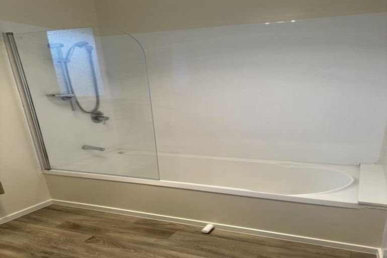 Photo of property in 24a Miranda Street, Avondale, Auckland, 0600