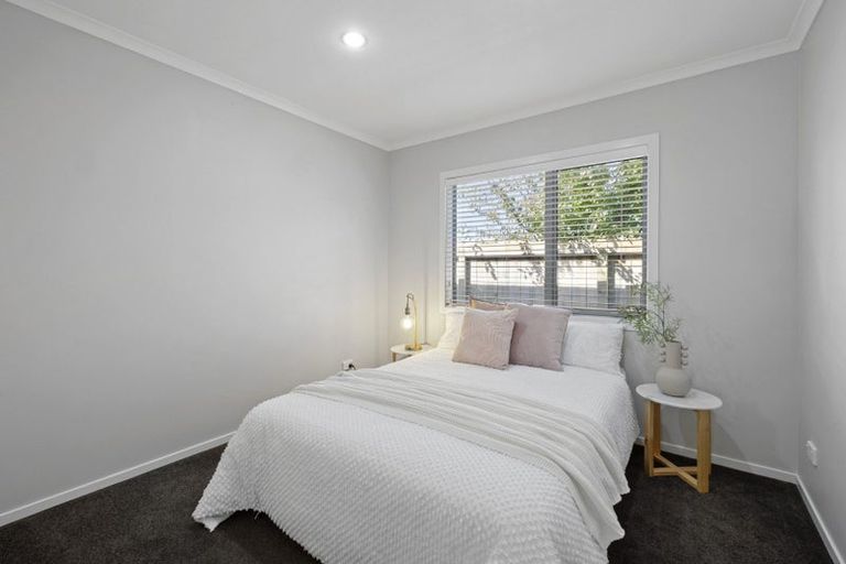 Photo of property in 20 Fernbrook Drive, Hurworth, New Plymouth, 4310