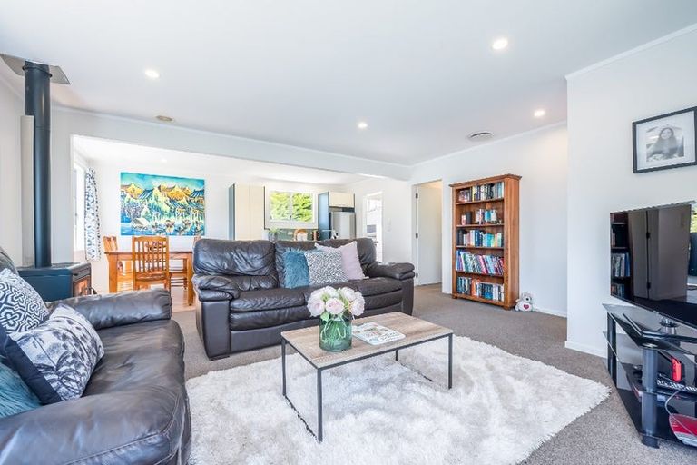 Photo of property in 252 Major Drive, Kelson, Lower Hutt, 5010