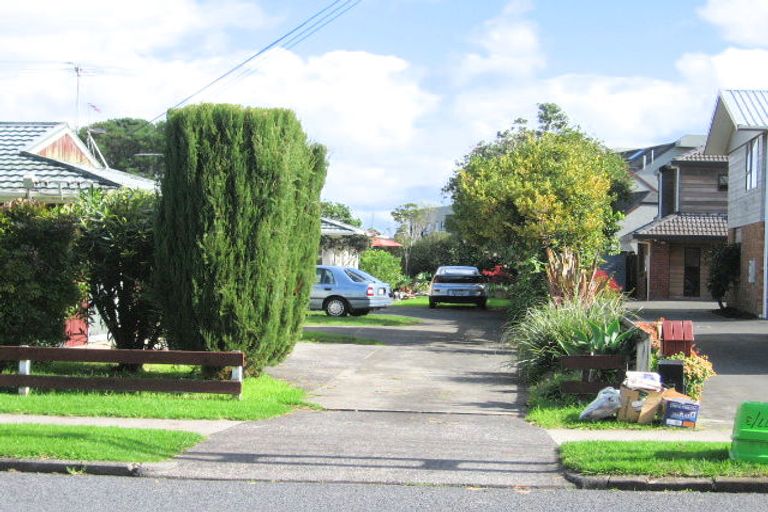 Photo of property in 1/79 Hattaway Avenue, Bucklands Beach, Auckland, 2012