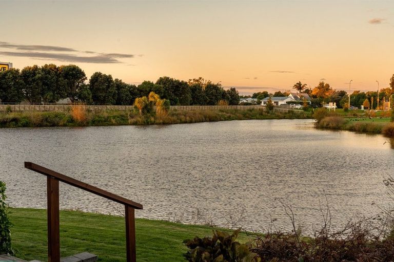 Photo of property in 166 Oriental Parade, Papamoa Beach, Papamoa, 3118