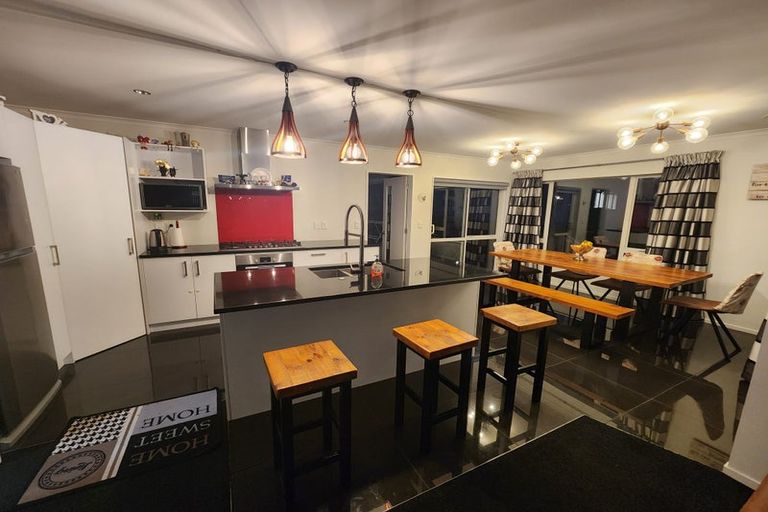 Photo of property in 57 Mauldeth Terrace, Churton Park, Wellington, 6037