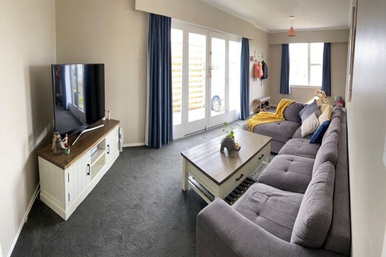 Photo of property in 72a Edinburgh Crescent, Waikiwi, Invercargill, 9810