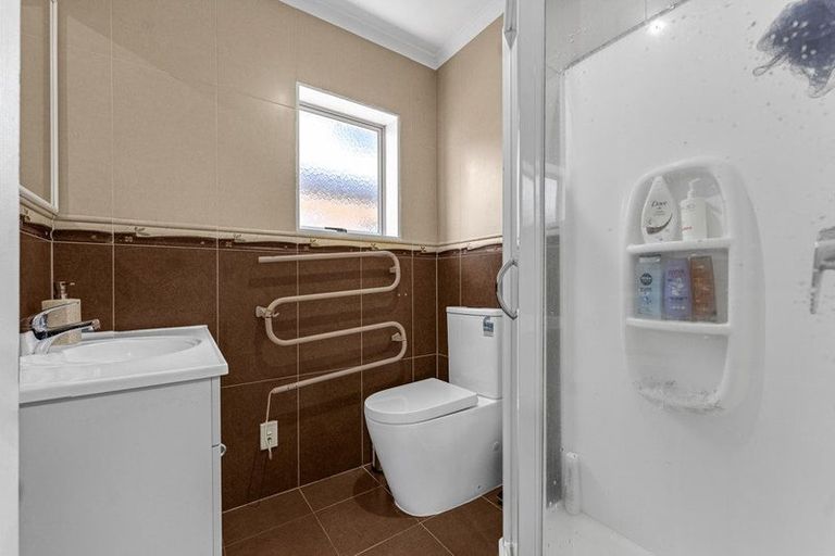 Photo of property in 44a Sunnyside Crescent, Papatoetoe, Auckland, 2025