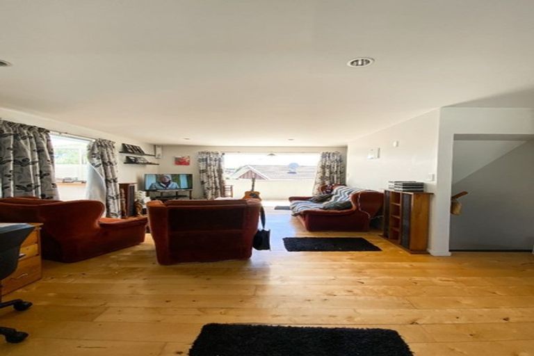 Photo of property in 1/272 Stanmore Road, Richmond, Christchurch, 8013