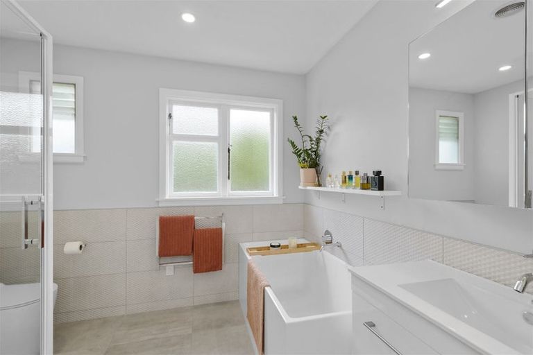 Photo of property in 85 Brookside Terrace, Bryndwr, Christchurch, 8053