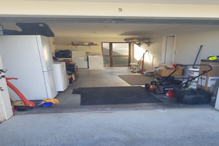 Photo of property in 2/10 Onslow Road, Papakura, 2110