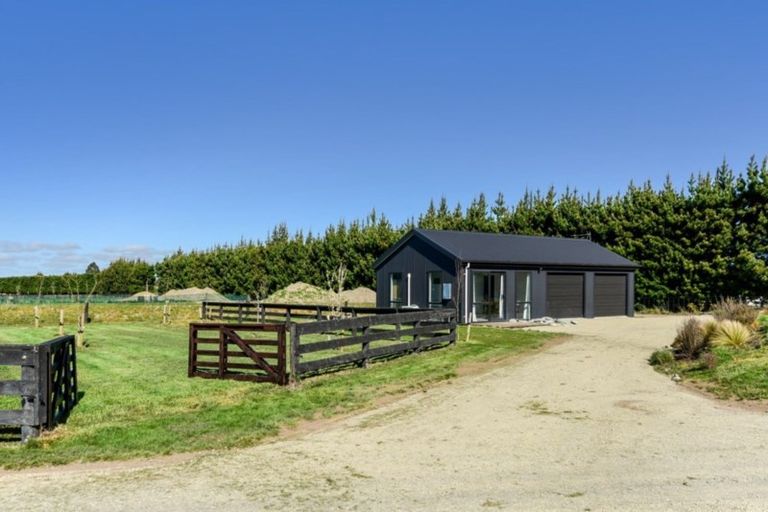 Photo of property in 39 Landsborough Drive, Darfield, 7571