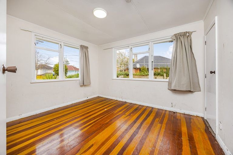 Photo of property in 29 Larsen Street, Otara, Auckland, 2025