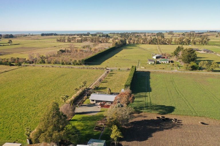 Photo of property in 50 Sullivan Road, Saint Andrews, Timaru, 7972