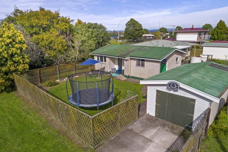 Photo of property in 2 Ora Street, Makaraka, Gisborne, 4010