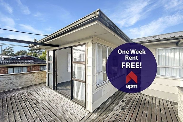 Photo of property in 7a Clayburn Road, Glen Eden, Auckland, 0602