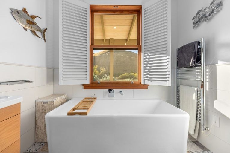 Photo of property in 333 Ardgour Road, Tarras, Cromwell, 9383