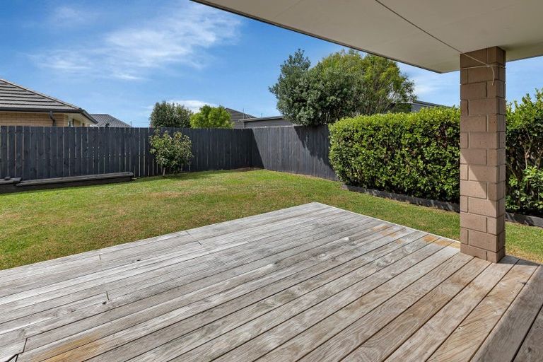 Photo of property in 21 Mariners Haven, One Tree Point, 0118