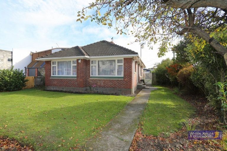 Photo of property in 10 Leamington Street, Addington, Christchurch, 8024