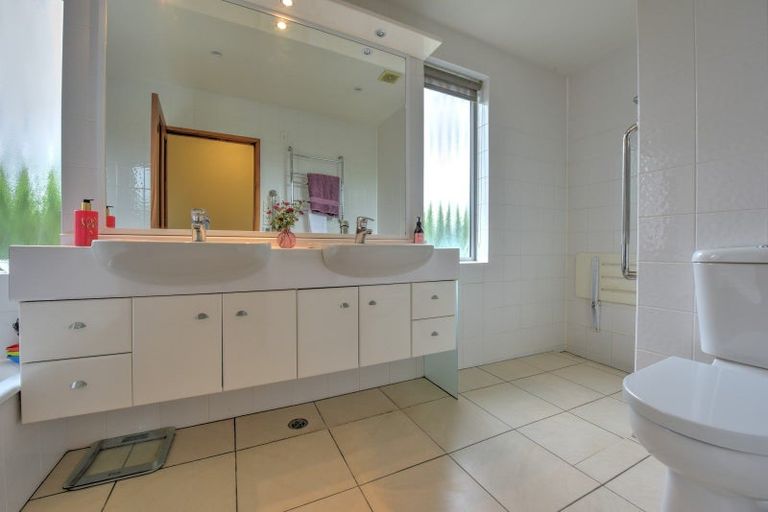 Photo of property in 60 Rutland Street, Riversdale, 9776