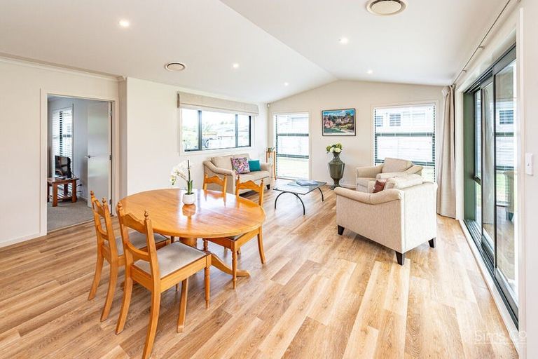 Photo of property in 35 Sussex Road, Springvale, Whanganui, 4501