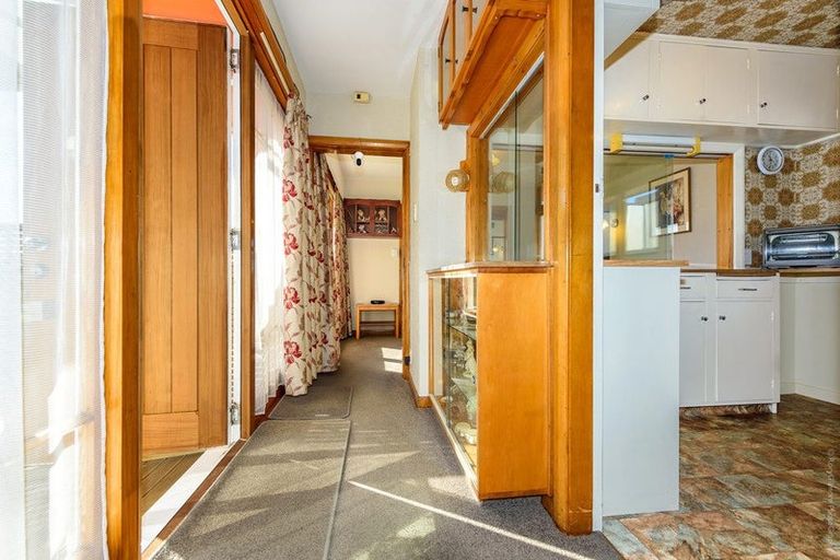 Photo of property in 205 Marine Parade, New Brighton, Christchurch, 8083