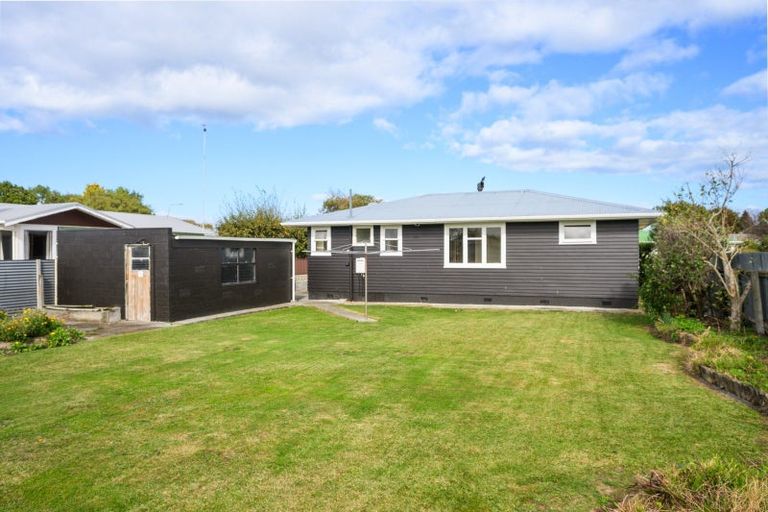 Photo of property in 19 Sefton Avenue, Highbury, Palmerston North, 4412