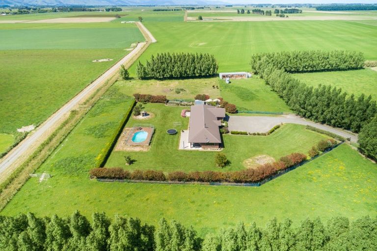 Photo of property in 707 Aranui Road, Kairanga, Palmerston North, 4475