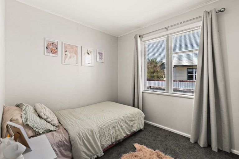 Photo of property in 21 Bill Hercock Street, Pirimai, Napier, 4112