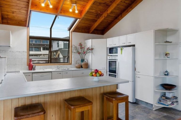 Photo of property in 83 Deep Creek Road, Waiake, Auckland, 0630