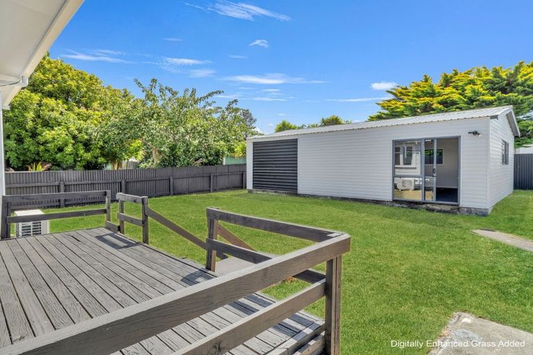 Photo of property in 33 Matipo Street, Castlecliff, Whanganui, 4501