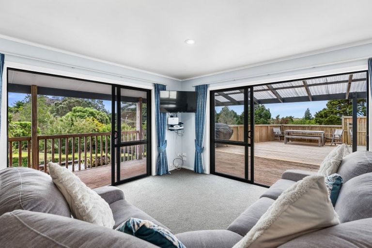Photo of property in 36 Tauraroa Road, Maungakaramea, Whangarei, 0178