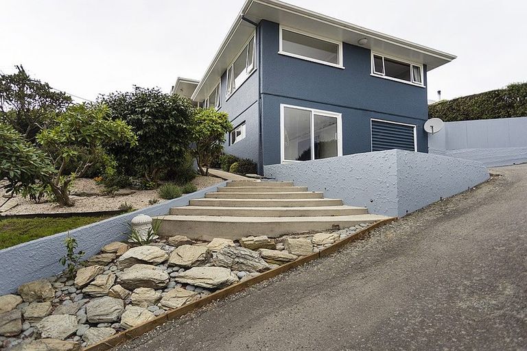 Photo of property in 12 Selwyn Street, South Hill, Oamaru, 9400