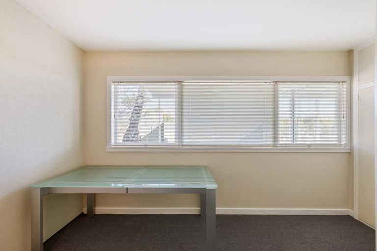 Photo of property in 8 Michael Avenue, Mount Pleasant, Christchurch, 8081