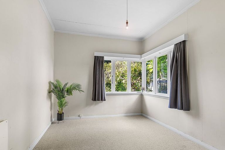 Photo of property in 10 Rimu Road, Kelburn, Wellington, 6012