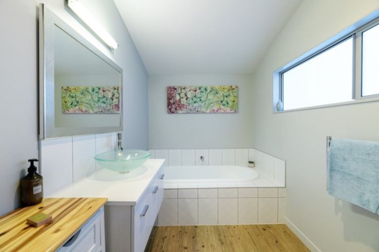 Photo of property in 19 Stamford Place, Ohauiti, Tauranga, 3112