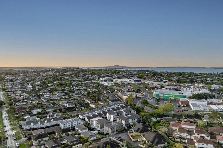 Photo of property in 2 Stockade View Lane, Howick, 2014