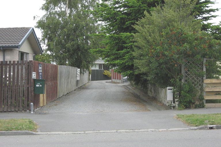 Photo of property in 2/10b Branksome Place, Parklands, Christchurch, 8083