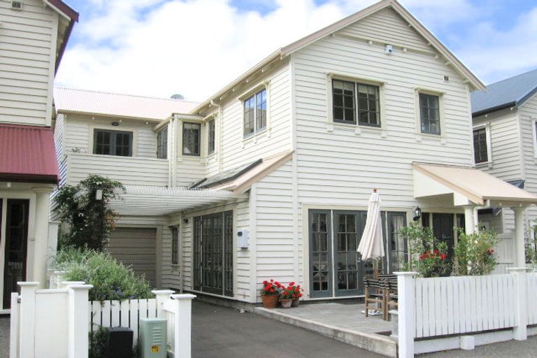 Photo of property in 30 Goring Street, Thorndon, Wellington, 6011