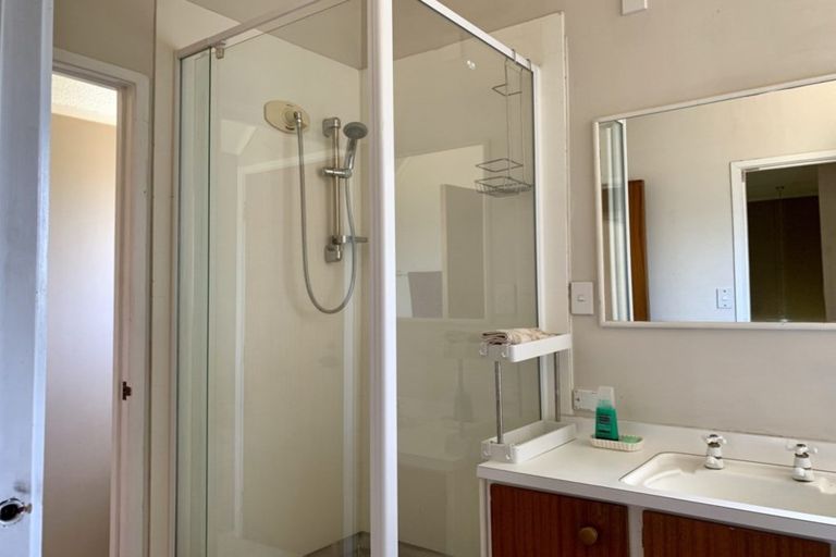 Photo of property in 1/24 Curacao Place, Half Moon Bay, Auckland, 2012