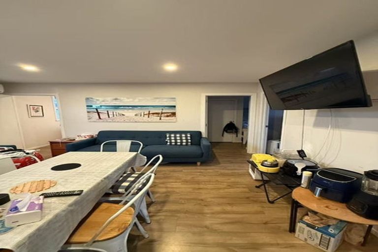 Photo of property in 3/4 Sydney Street, Hauraki, Auckland, 0622