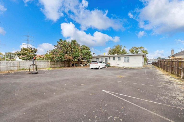 Photo of property in 173 East Tamaki Road, Otara, Auckland, 2023