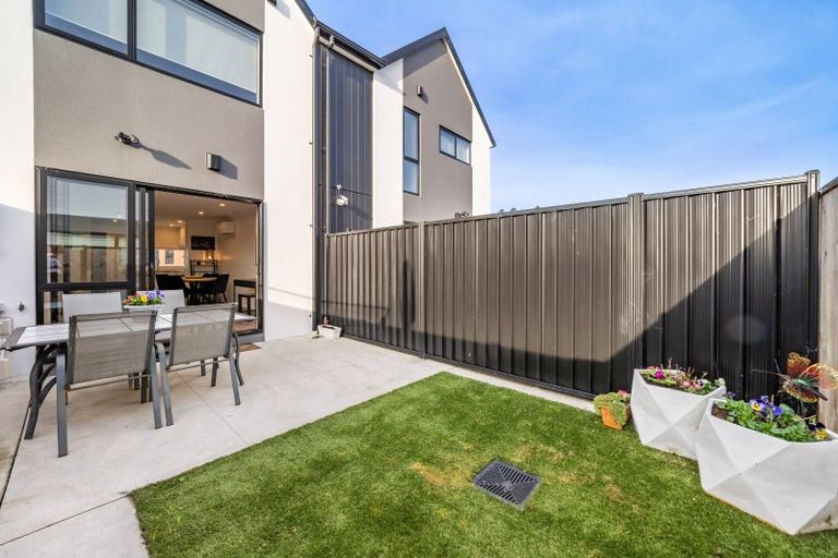 Photo of property in 4 Humphrey Rainey Lane, Wallaceville, Upper Hutt, 5018