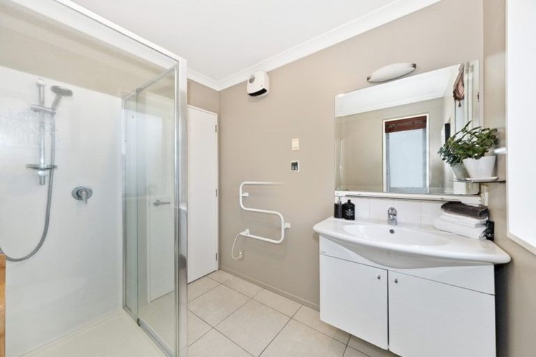 Photo of property in 10 Reka Street, Parklands, Christchurch, 8083