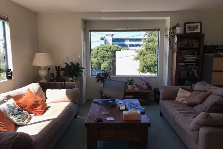 Photo of property in 2/18 Ohiro Road, Aro Valley, Wellington, 6021