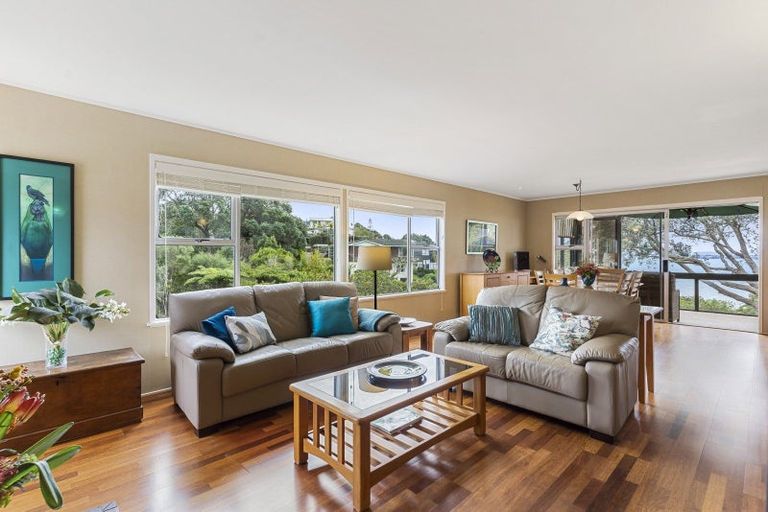 Photo of property in 14 Tui Vale Road, Shelly Park, Auckland, 2014