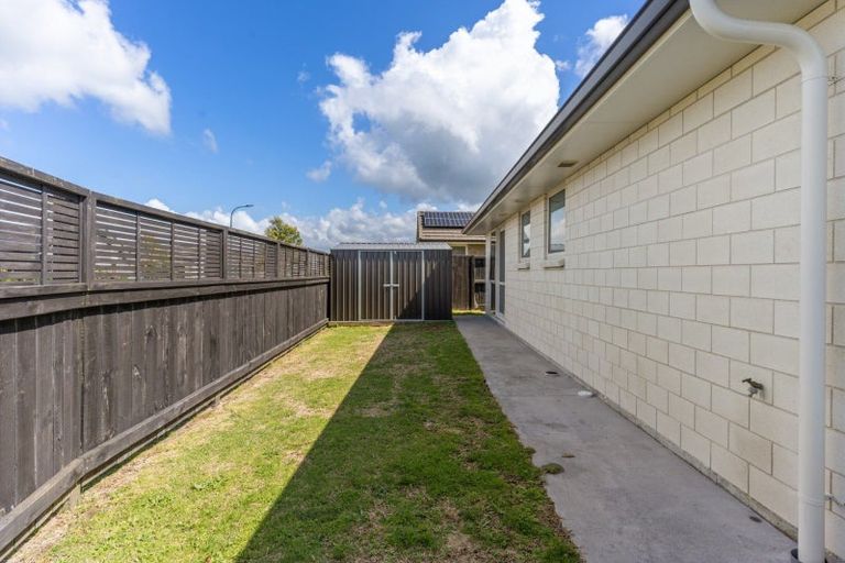 Photo of property in 1 Jeffs Way, Papamoa Beach, Papamoa, 3118